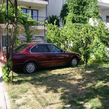 Guest house Double Duce 3063b